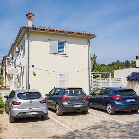 Studio Apartman Marly Apartment Pula Exterior foto