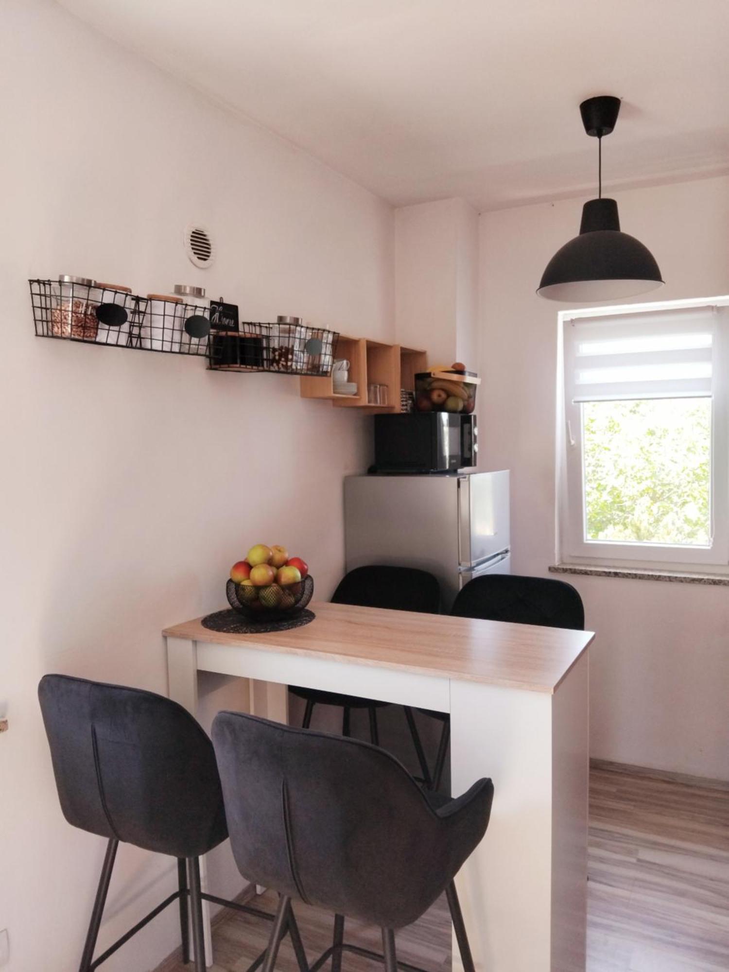 Studio Apartman Marly Apartment Pula Exterior foto
